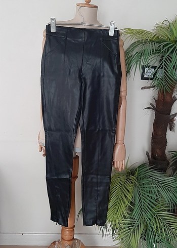s Beden Deri Görünümlü Kadın Skinny Pantolon