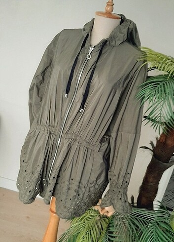 Zara tertemiz şık parka - Görsel 2