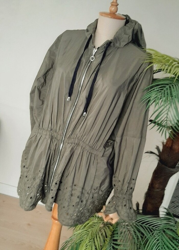 Zara tertemiz şık parka - Görsel 2