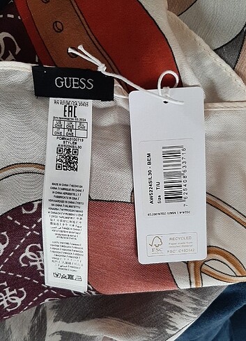 Guess Orjinal guess etiketli atkı 