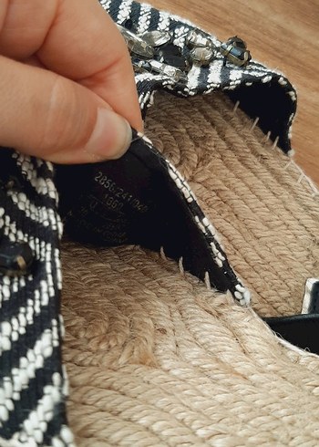 Boncuk Detaylı Zebra Desenli Dolgu Topuklu Espadril - Görsel 7