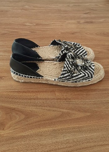 Boncuk Detaylı Zebra Desenli Dolgu Topuklu Espadril - Görsel 5