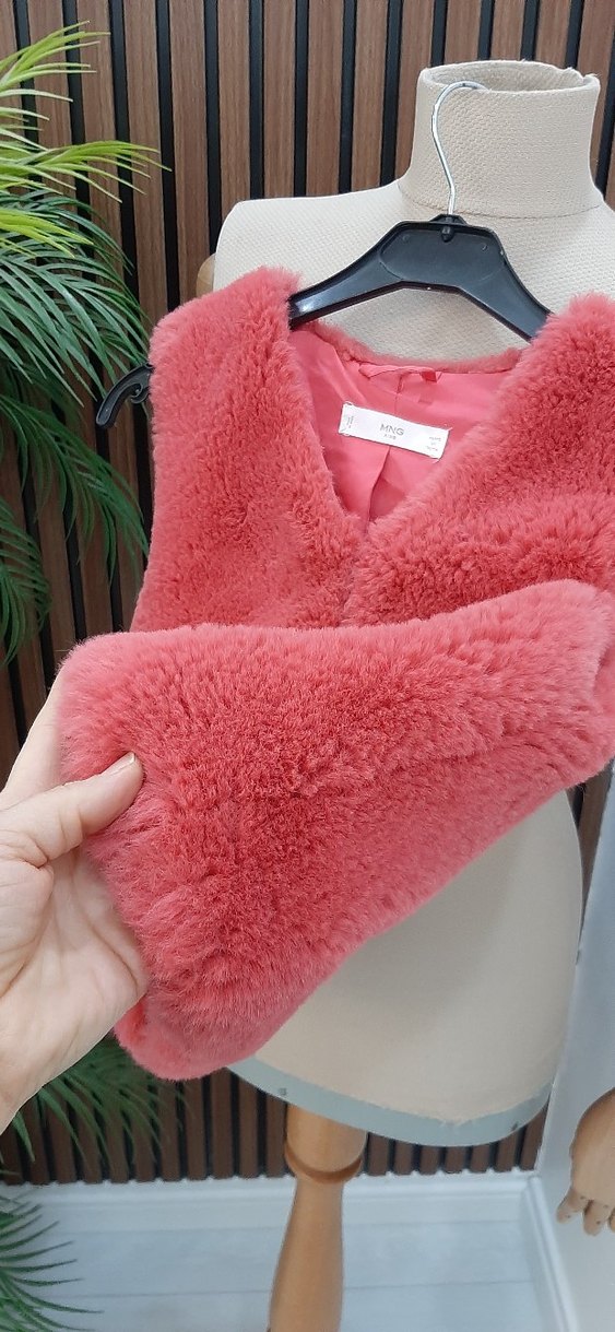 Kızlar için Pembe Peluş Yelek - Görsel 4