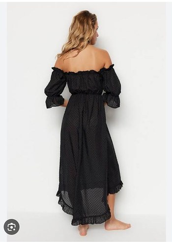 Siyah Puantiyeli Volanlı Uzun Straplez Elbise - Görsel 7