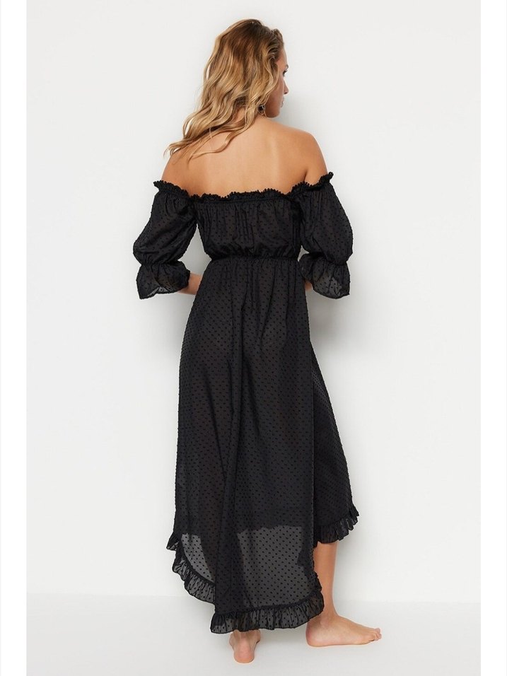 Siyah Puantiyeli Volanlı Uzun Straplez Elbise - Görsel 4