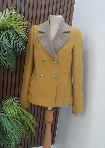 Düğmeli Bej Mini Kadın Kaban - Görsel 3