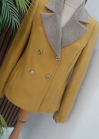 Düğmeli Bej Mini Kadın Kaban - Görsel 4