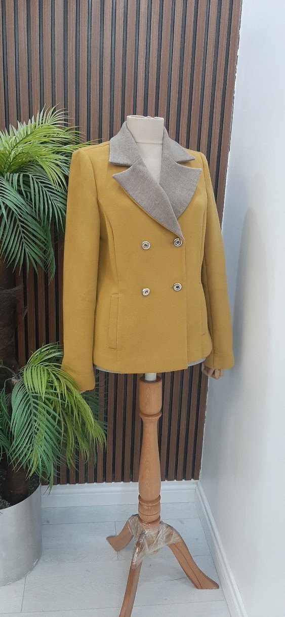 Düğmeli Bej Mini Kadın Kaban - Görsel 2