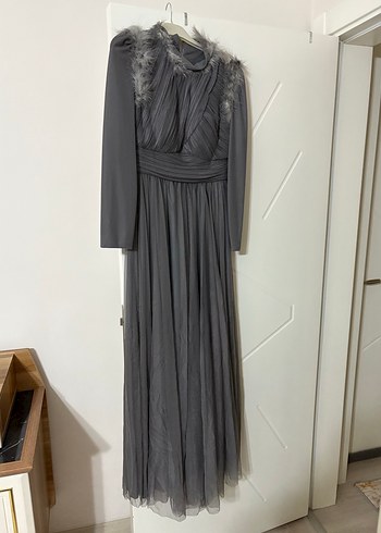 Gri Kürklü Uzun Abiye Elbise - Görsel 3