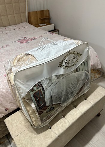 İşlemeli Beyaz Yatak Örtüsü - Görsel 7