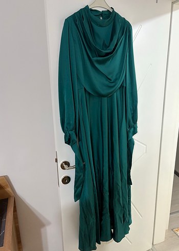 Yeşil Drapeli Uzun Kollu Uzun Elbise - Görsel 10