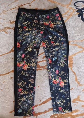 Çiçek Desenli Kadın Kumaş Pantolon - Görsel 2