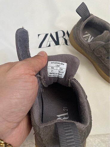 21 Beden Zara çocuk ayakkabısı