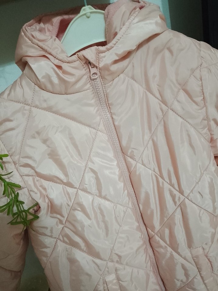 Kız Çocuk Kapüşonlu Pembe Mont - Görsel 2