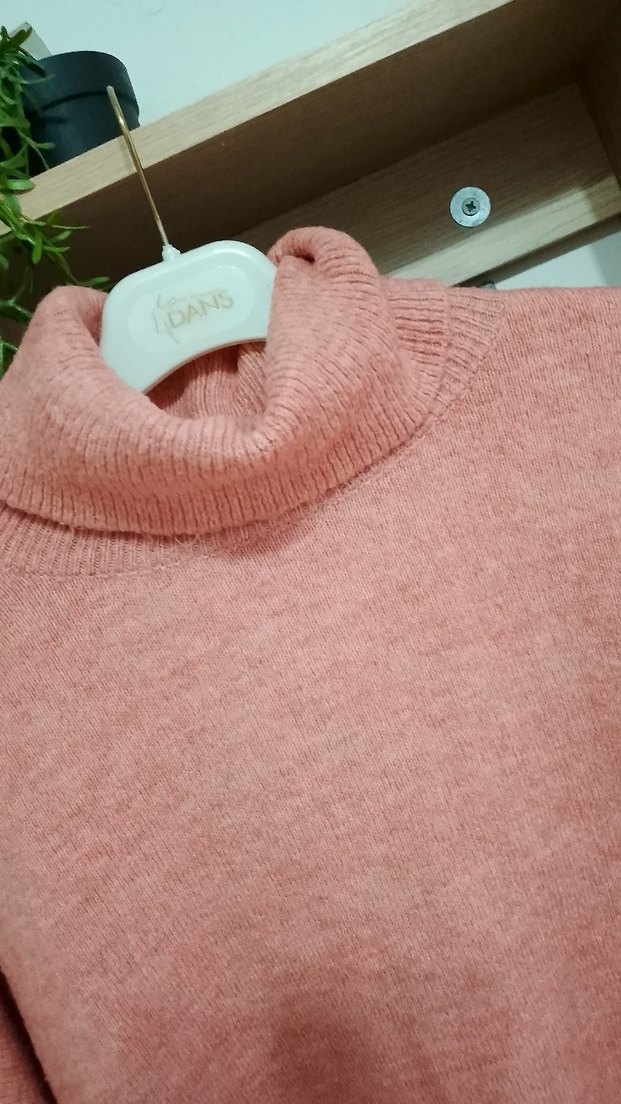 Pembe Boğazlı Örgü Salaş Kadın Kazak - Görsel 3