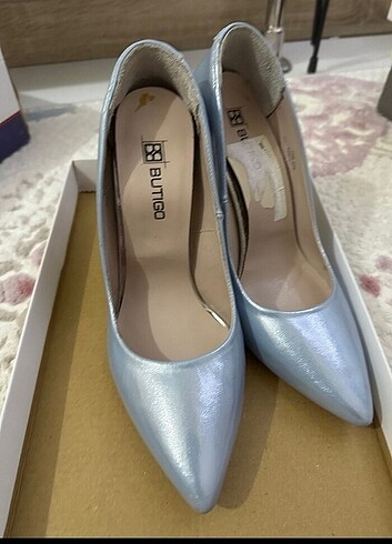Deri stiletto 