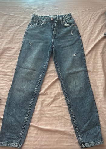 Bershka Yikamali Mavi Rahat Kesim Jean
