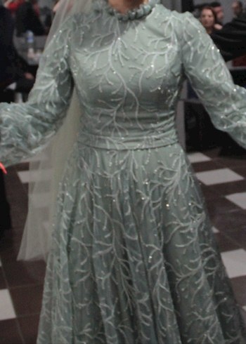 Gri Nakışlı Uzun Kollu Uzun Abiye Elbise - Görsel 2