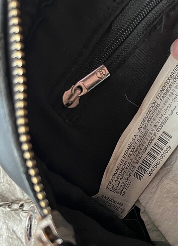  Beden Stradivarius siyah askılı çanta