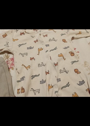 Bej Düğmeli Pamuklu bebek toplu - Görsel 4