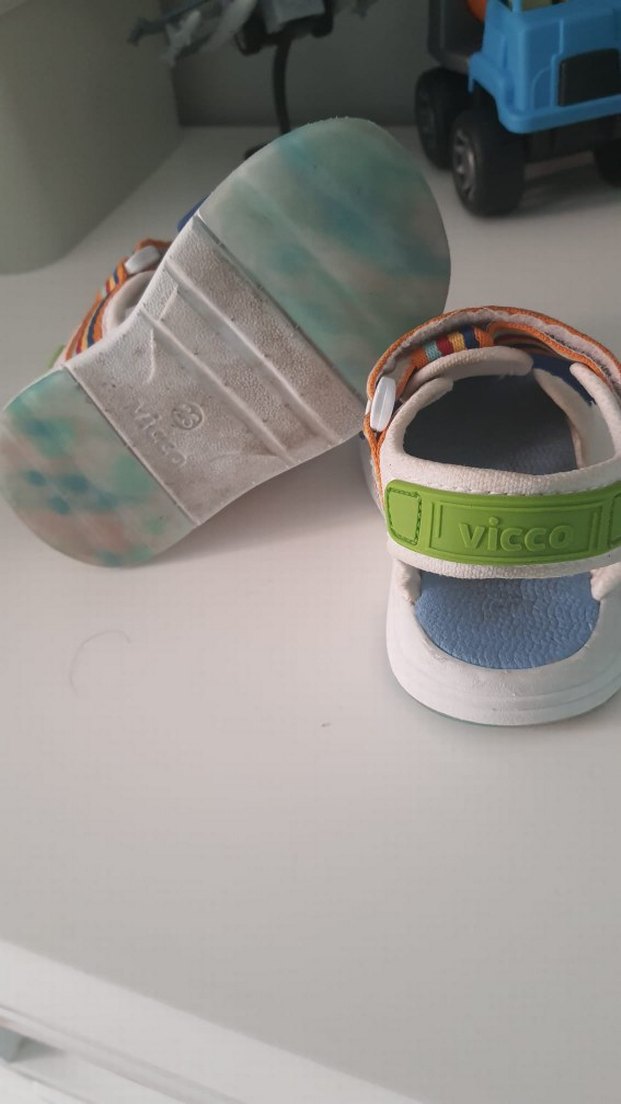 Çocuk Renkli Cırt Cırtlı Kauçuk Sandalet - Görsel 2