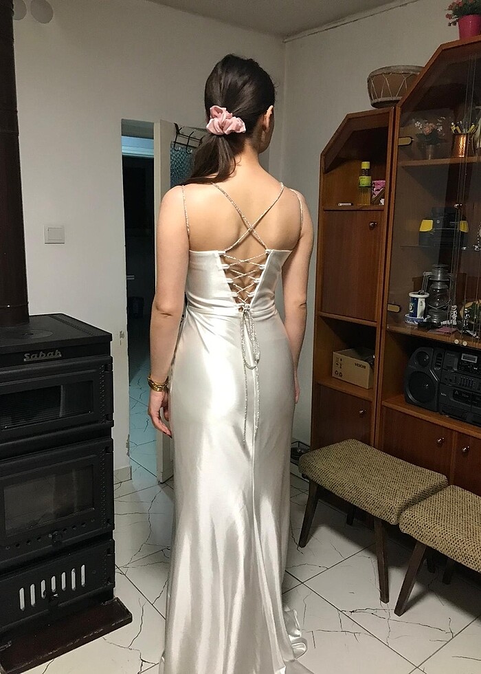 Beyaz elbise - Görsel 4