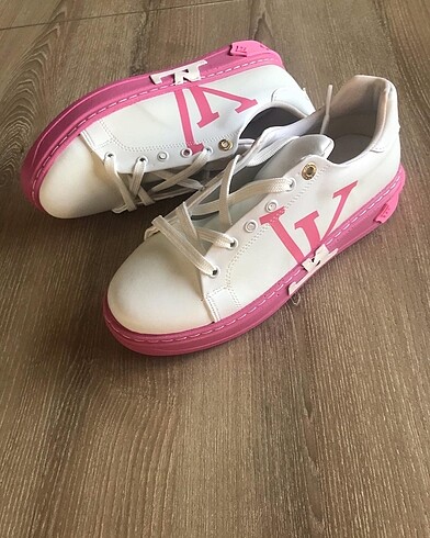 Louis vuitton ayakkabi