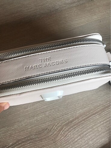  Beden Marc jacobs krem