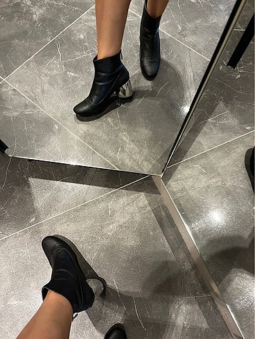Zara Zara bot