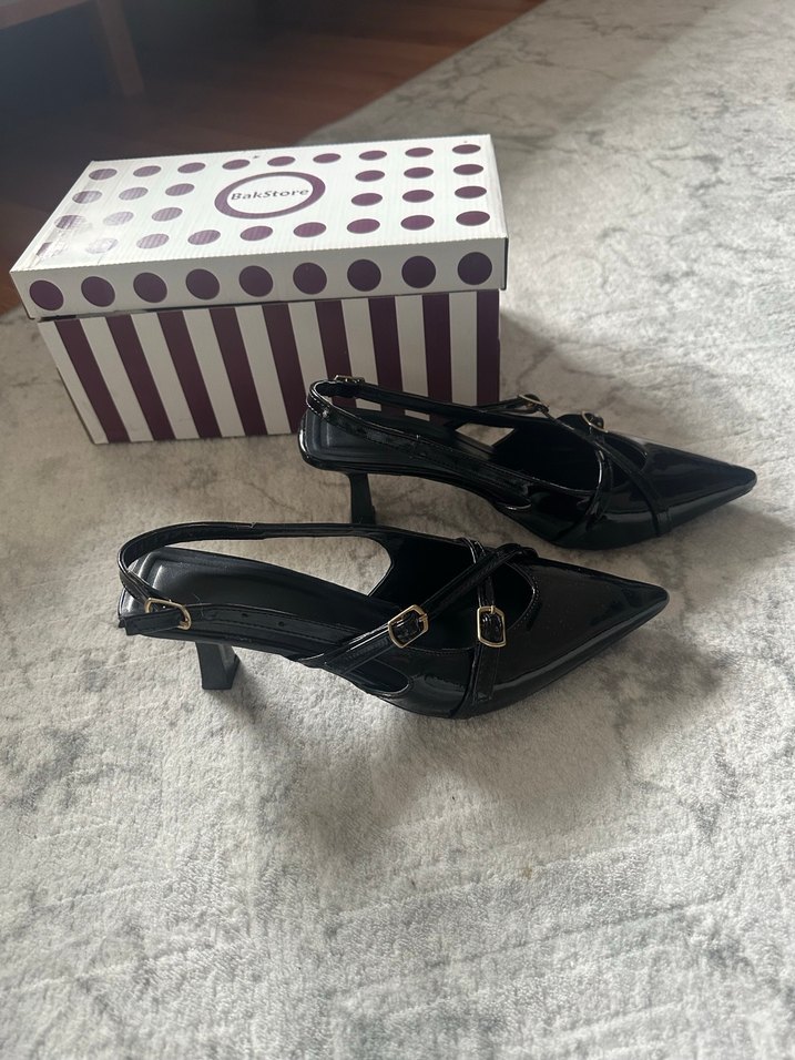 Siyah Zebra Desenli Tokalı Stiletto - Görsel 2