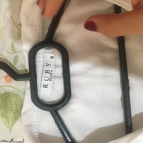 s Beden Beyaz renk bluz