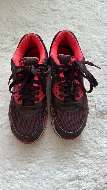 Nike Air spor ayakkabı