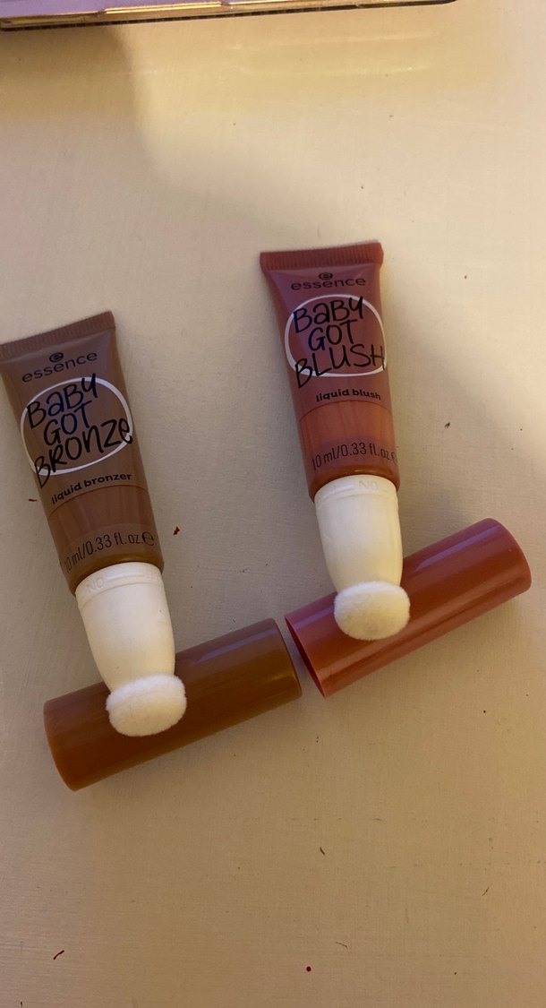 Essence Baby Got Blush Sıvı Allık - Görsel 2