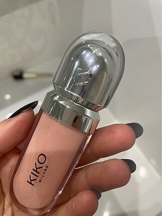  Beden Kiko 06 lipgloss