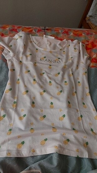 Mango tshirt