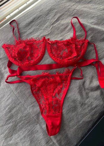 Kırmızı Nakışlı Bohem Dantel Sütyen Takımı - Görsel 2