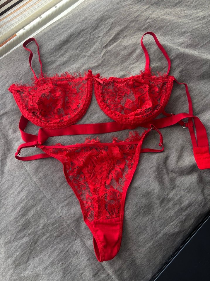 Kırmızı Nakışlı Bohem Dantel Sütyen Takımı - Görsel 2