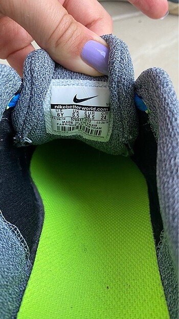 38,5 Beden Nike Ayakkabı