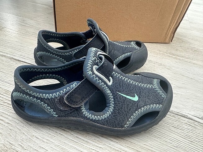 23 Beden Nike sandalet