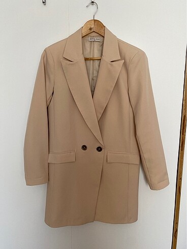 bej rengi blazer ceket