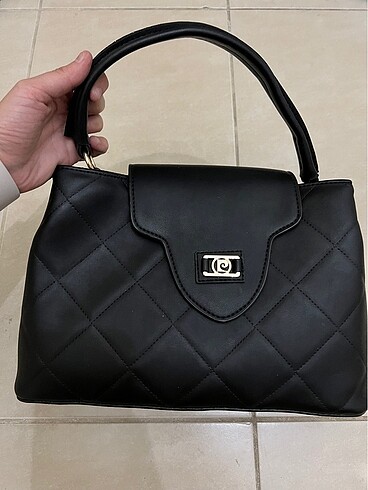 Pierre Cardin Pierre cardin marka etiketli çok şık kullanışlı kadın çanta