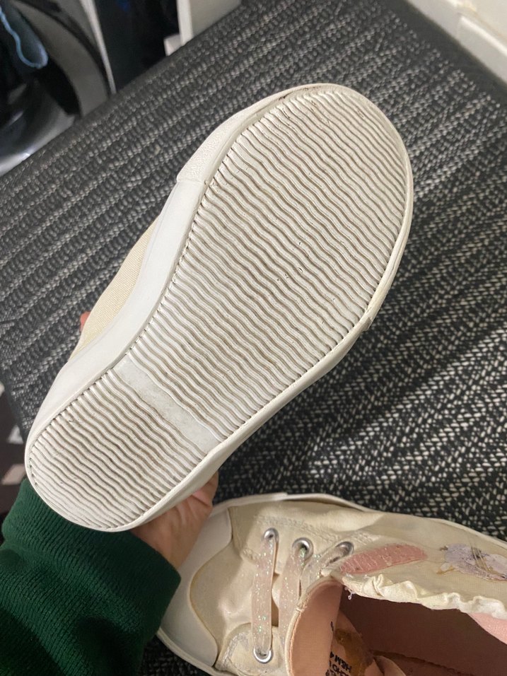 Kız Çocuk Beyaz Fırfırlı Spor Ayakkabı - Görsel 5