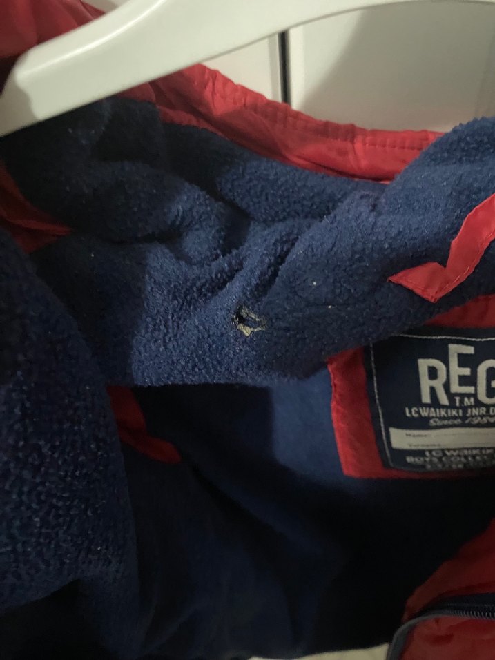 Kırmızı Erkek Çocuk Kapüşonlu Mont - Görsel 4