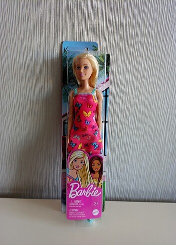 Barbie Bebek 
