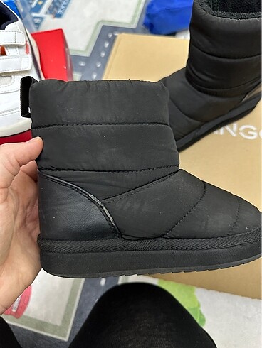 H&M H&M çocuk bot