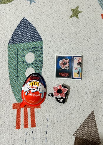 Stranger Things Kinder Joy Demogorgon Figürü - Görsel 2