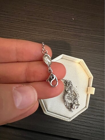 Beden #SWAROVSKI #kalp #kolye #kuğu #sevgili