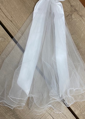 Beyaz Fırfırlı Düğün Aksesuarı - Görsel 3