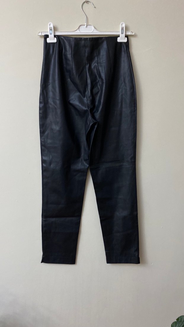 Deri Kemerli Siyah Kadın Pantolon - Görsel 3