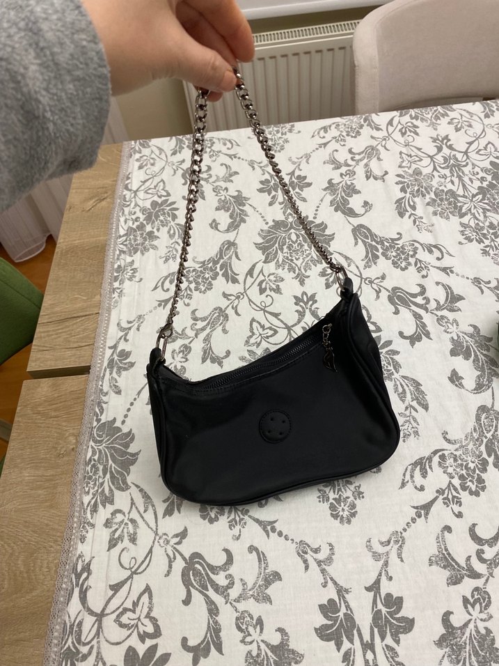 Zincir Detaylı Siyah Deri Kadın Çanta - Görsel 3